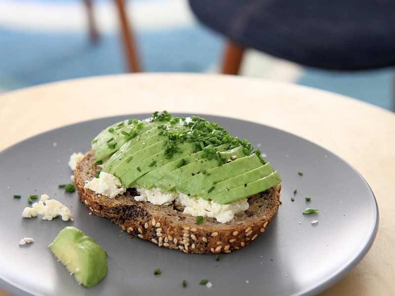 avo-on-toast1-resized