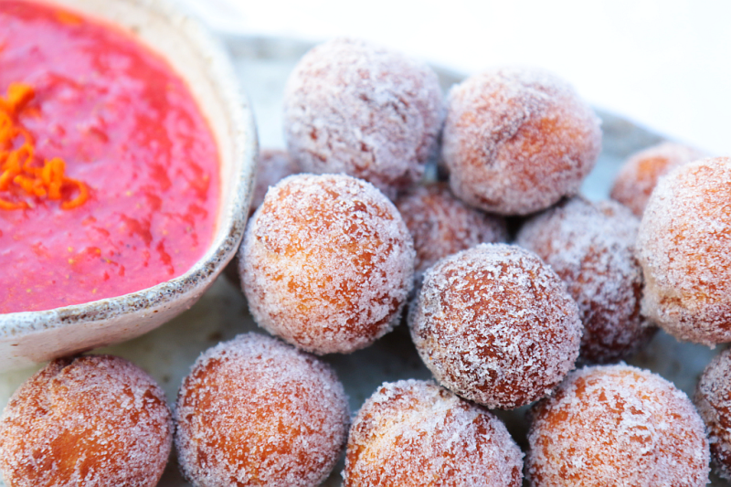 Donuts with strawberry sauce
